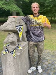 fe1e4251-d3b0-469b-8dd3-a167b1cd7c15